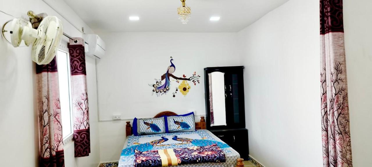 Kavieya Residency Hotel Pūrnānkuppam Exterior foto