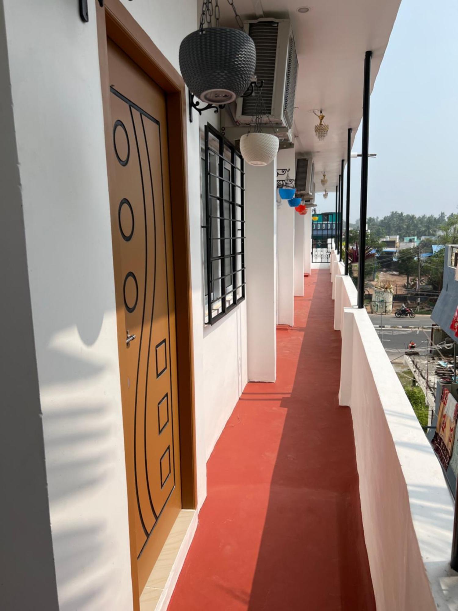 Kavieya Residency Hotel Pūrnānkuppam Exterior foto