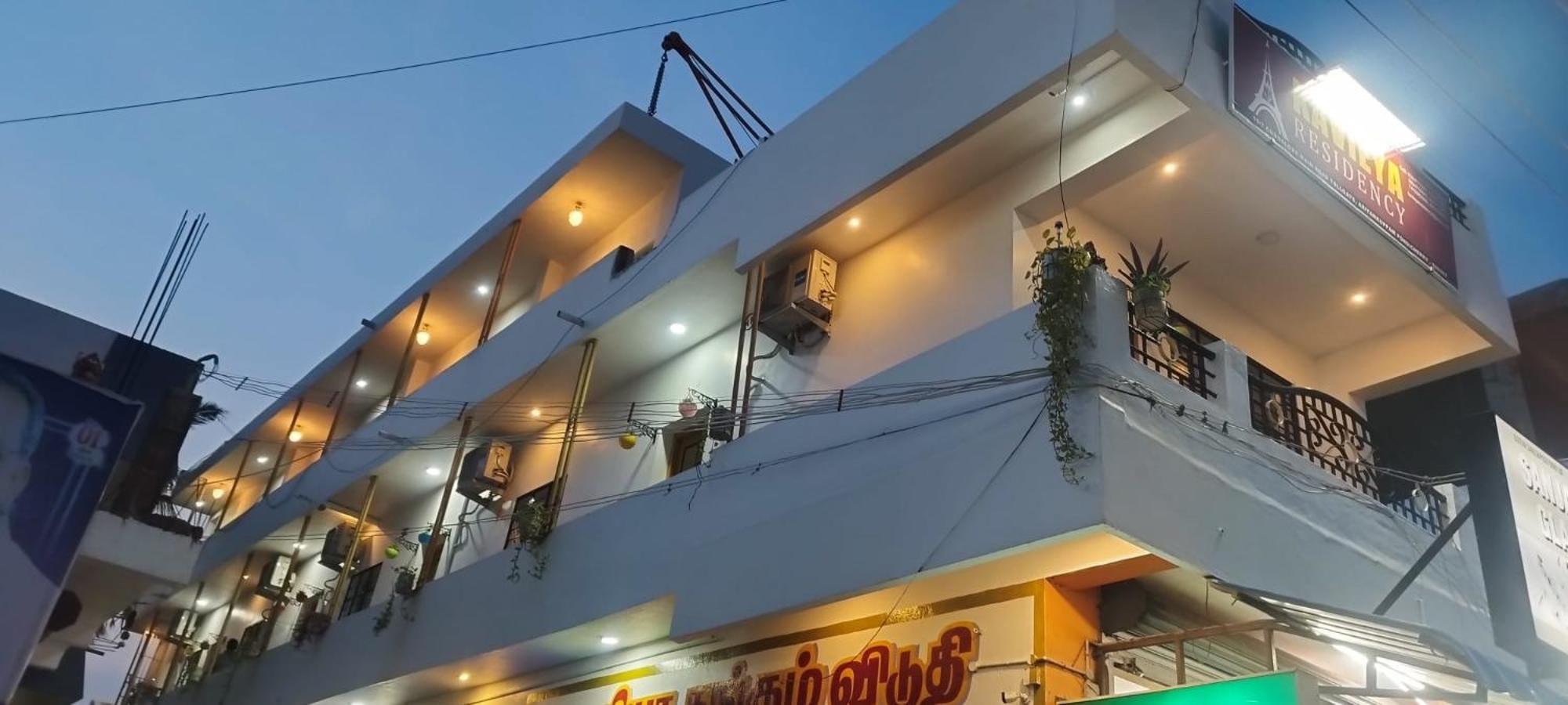 Kavieya Residency Hotel Pūrnānkuppam Exterior foto